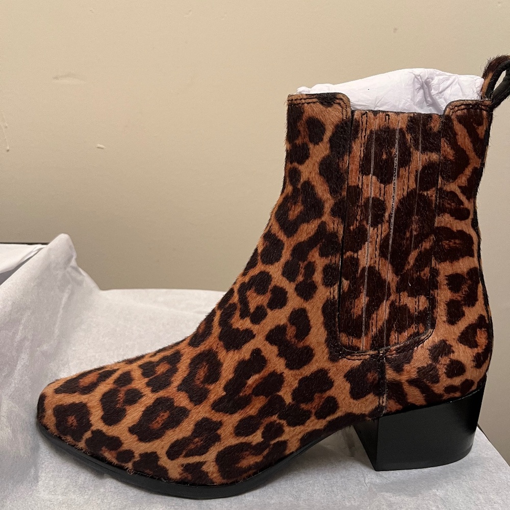 New! Banana Republic Chelsea Leopard Hair Calf Boot